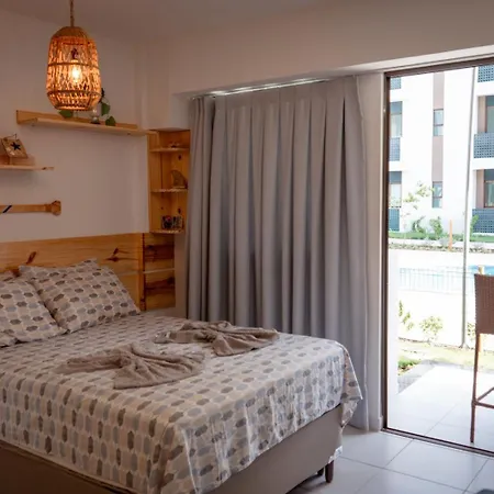 Resort em Porto de Galinhas- Flat Térreo Frente Piscinas- Muro Alto-B18-2